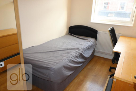 5 bedroom terraced house to rent - Photo 5