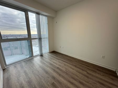 For Lease - 8 Interchange Way Unit# 3511, Vaughan, Ontario - Photo 4