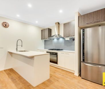 Bright & Beautiful! - Photo 2