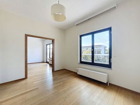 Penthouse te huur in Ixelles - Photo 3