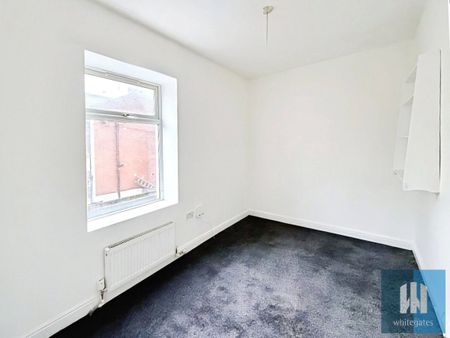 Leyland Road, Burnley, BB11 - Photo 3