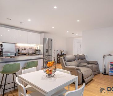 2 bedroom apartment to rent - Photo 3