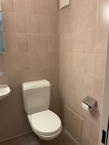 "Wohnung im Grünen mit 2 Balkonen in der nähe vom Bahnhof und Einkaufsm" - Foto 5