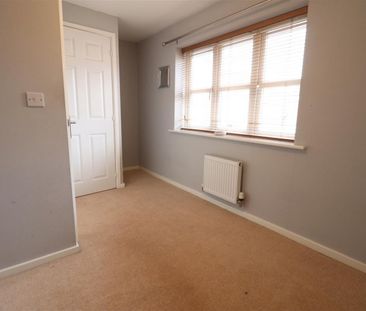Ridefort Close, Tile Hill, Coventry, CV4 9YH - Photo 5