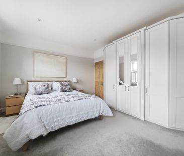 3 bedroom detached house to rent - Photo 5