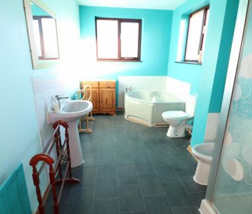 3 bedroom semi-detached house to rent - Photo 4