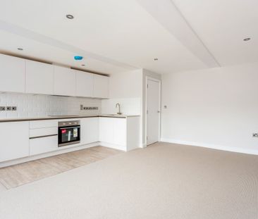 1 bedroom duplex to rent - Photo 2