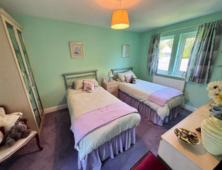 4 Bedroom Detached To Let - Photo 5