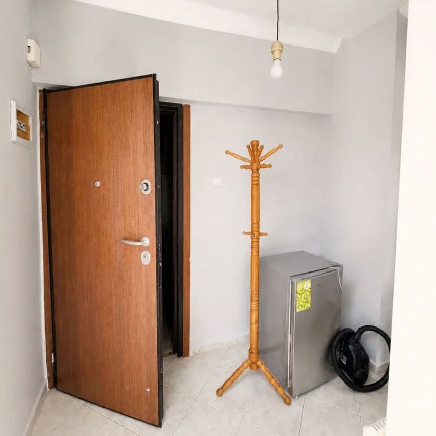 Studio/Γκαρσονιέρα για ενοικίαση Ιπποκράτειο (Φάληρο - Ιπποκράτειο) - Φωτογραφία 1