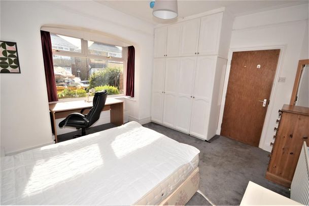 Heathwood Road Bournemouth, BH9, Dorset - Photo 1