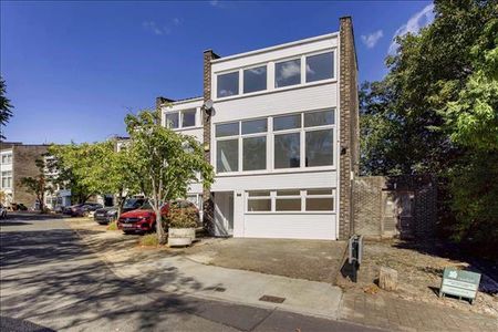 4 bedroom terraced house to rent - Photo 5