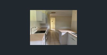 Sweet family home! - Photo 2