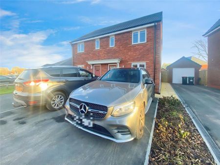 2 bedroom semi-detached house to rent - Photo 5