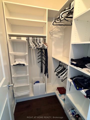 456 Lakeshore Road W #1 - Photo 3