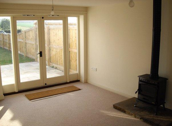 2 bedroom semi-detached house to rent - Photo 1