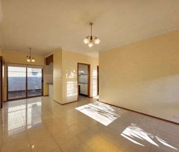 TIDY & CLEAN 2 BEDROOM VILLA FOR RENT - Photo 6