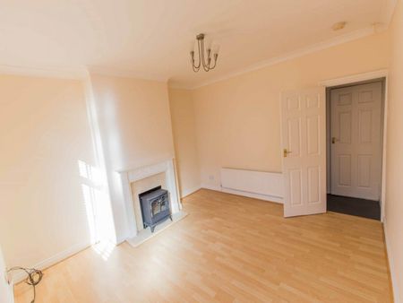 2 Bedroom House For Rent - Photo 5