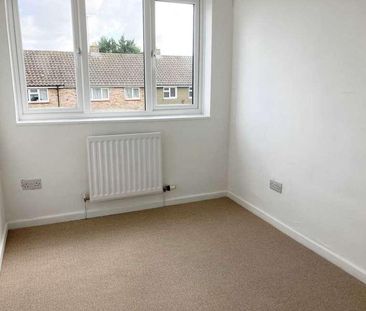 Dover Avenue, Banbury, OX16 - Photo 2
