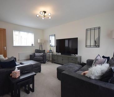 3 bedroom detached house to rent - Photo 1