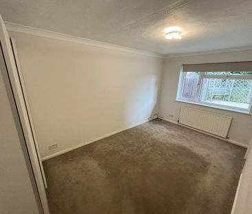 2 bedroom bungalow to rent - Photo 2