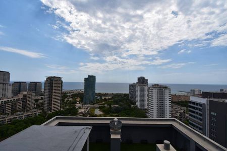 3 room luxury Apartment for rent in Barcelona, Catalonia - Photo 2