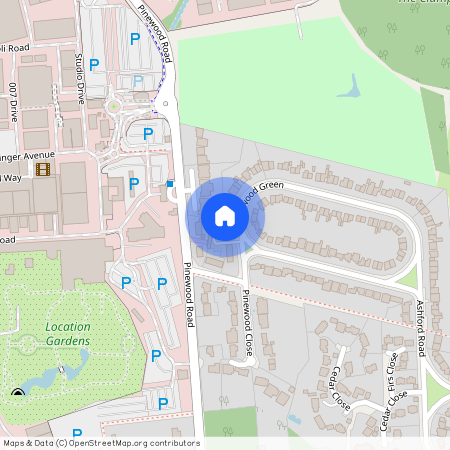 Pinewood Green, Iver, SL0