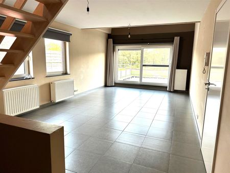 TE HUUR: Appartement met 1 slaapkamer en terras in Diepenbeek! - Photo 2