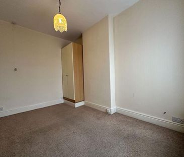 2 bedroom semi-detached house to rent - Photo 4