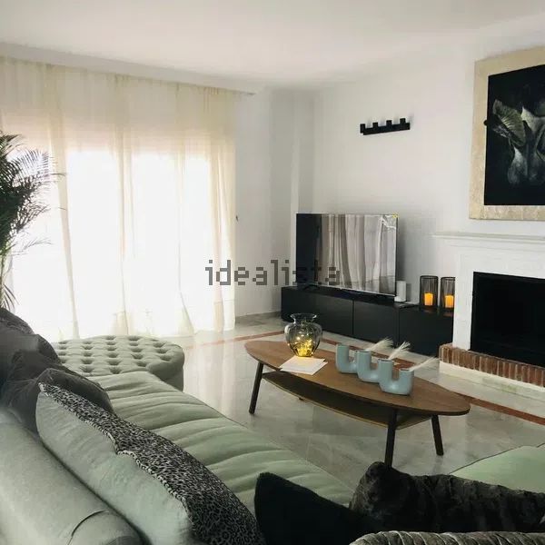 Alquiler de casa o chalet independiente en Urbanización Costabella, 7 a - Photo 1