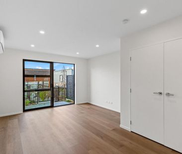 2 bedroom New Townhouse in Glen Eden - Photo 3