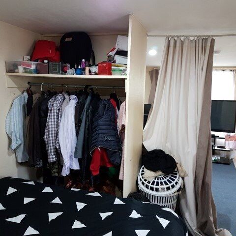 UPPER RICCARTON – 1 BEDROOM FLAT (SLEEPOUT) - Photo 1