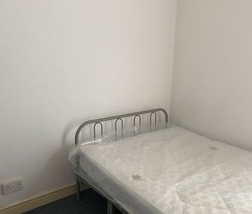 Room in a Shared House, City Road, B17 - Photo 4
