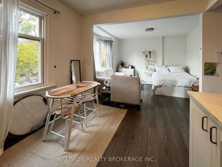 For Lease - 33 Balsam Avenue Unit# Upper, Toronto, Ontario - Photo 3