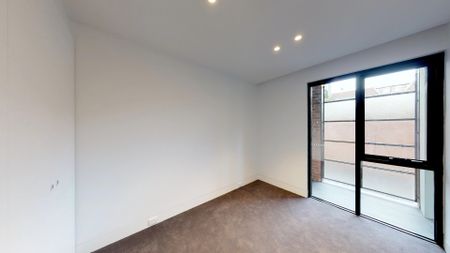 STUNNING APARTMENT IN THE HEART OF FITZROY - Photo 3