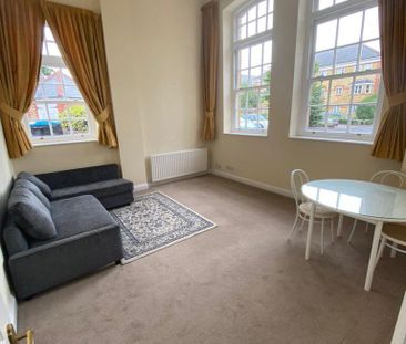1 bedroom flat to rent - Photo 2