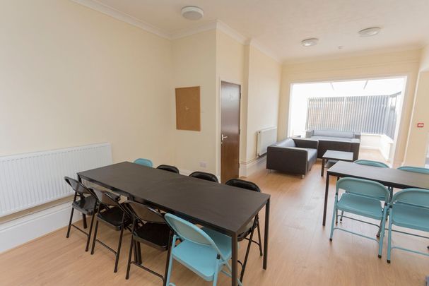 1 Bed Student Accommodation - Photo 1