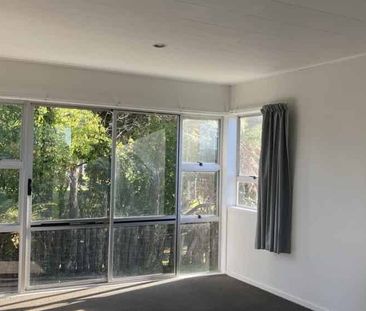 Three Bedroom Home - Photo 5