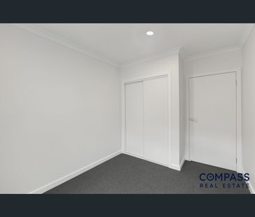 14 Maggie Crescent, Mambourin, Vic 3024 - Photo 6