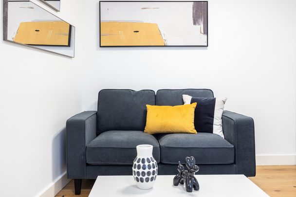 2 bed Apartment To Let - Photo 1