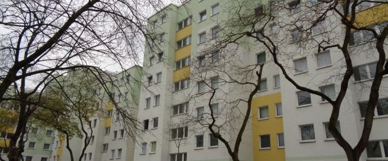 Bezugsfertige 2-Zimmer-Wohnung mit eigener Terrasse - Foto 1