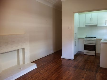 6/40 Hampden Road, Artarmon NSW 2064 - Apartment For Rent | Domain - Photo 4