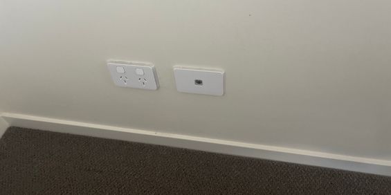 South Maclean - Photo 3