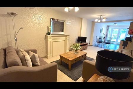 1 bedroom flat to rent - Photo 5