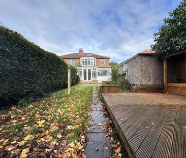 3 bedroom semi-detached house to rent - Photo 4