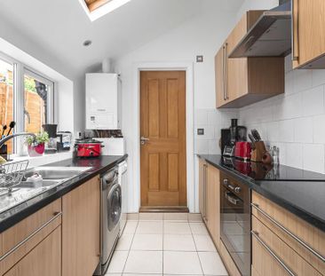 2 bedroom terraced house to rent - Photo 5