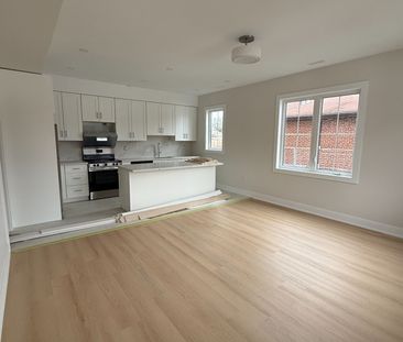 For Lease - 19 Cousins Drive Unit# 1, Aurora, Ontario - Photo 5