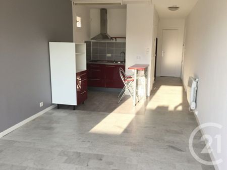 Location Appartement 2 pièces 35m² MONTPELLIER 34090 - Photo 2
