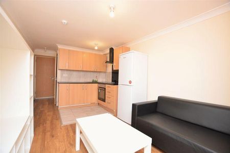 Studio to rent - Photo 5