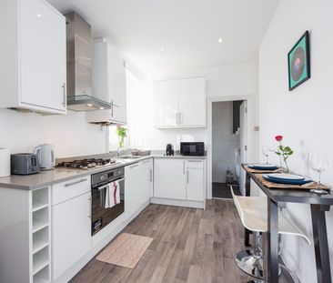 1 Bed Flat, Welford House, W9 - Photo 1