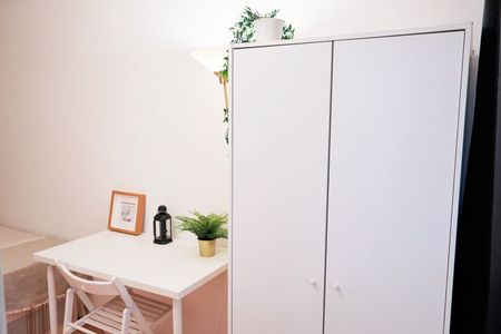 Room in a Shared House, Manchester Drive, W10 - Photo 3